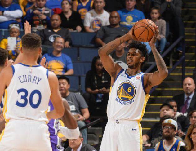 以球队为引 以球队为引