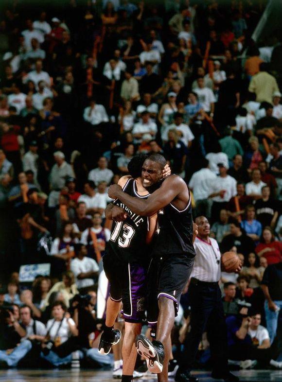 篮球赛中 篮球赛中