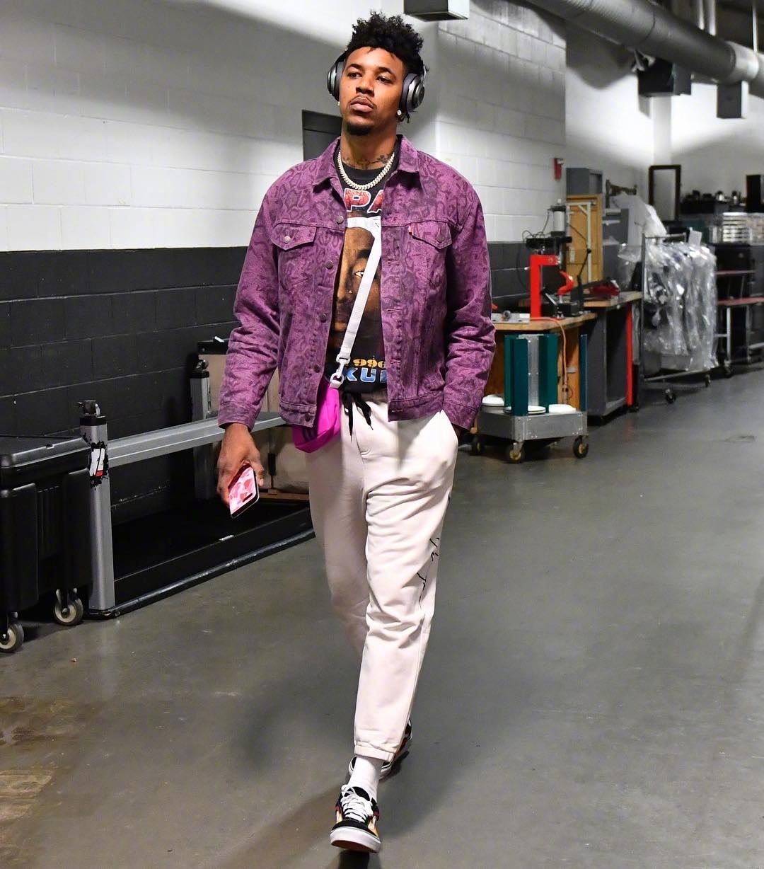 肋部传切 肋部传切